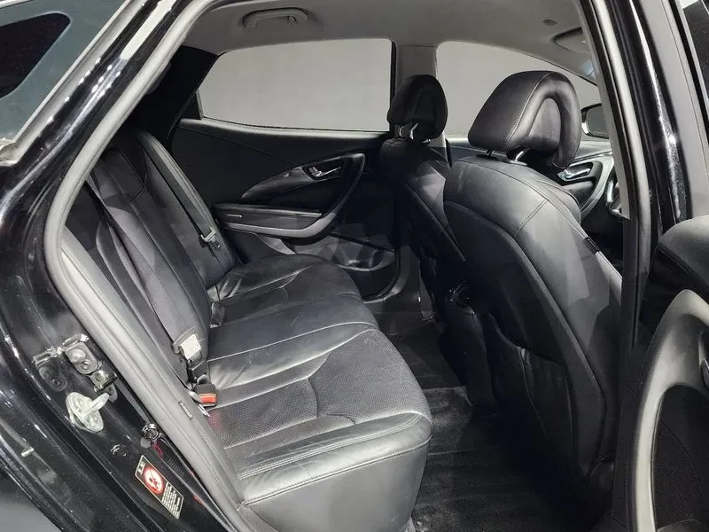 Hyundai Grandeur 2.4, снимка 12 - Автомобили и джипове - 54625780