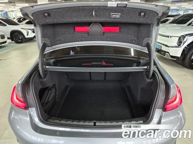 BMW 320, снимка 17 - Автомобили и джипове - 56077649