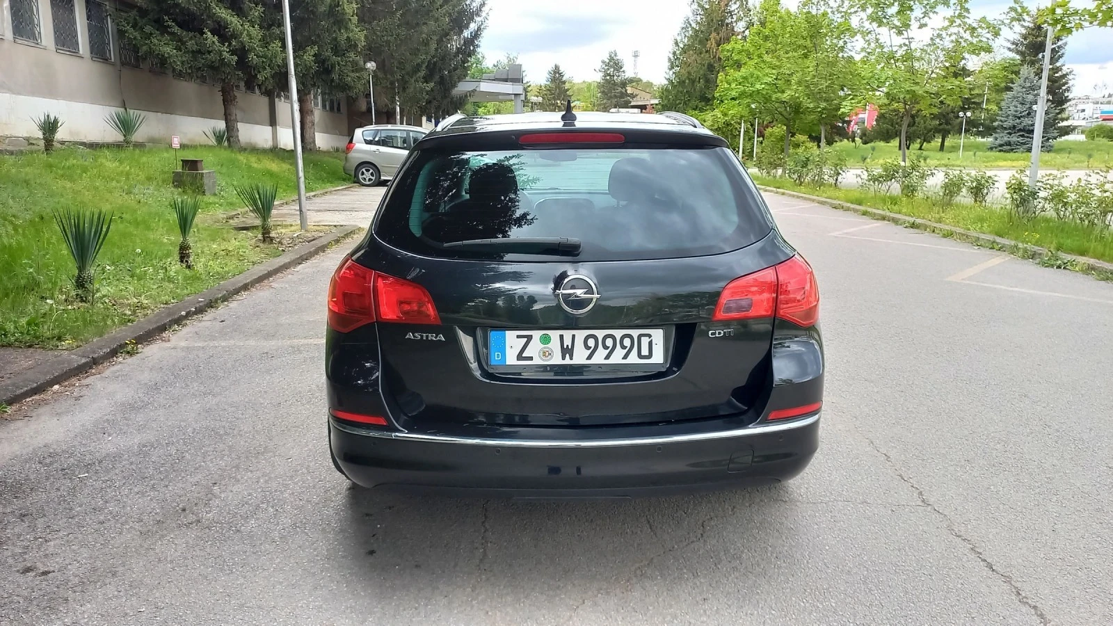 Opel Astra 1, 6 CDTI euro 6 - изображение 8