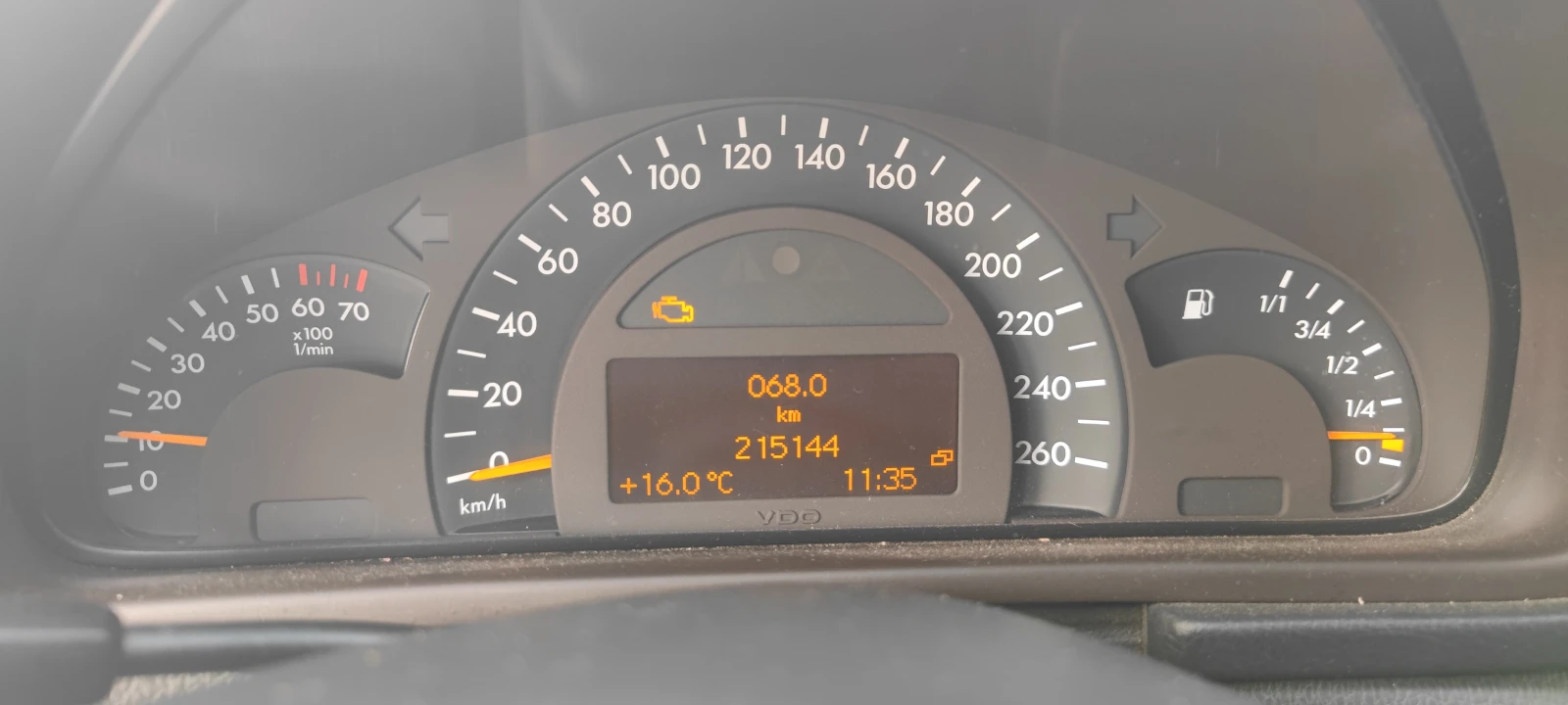 Mercedes-Benz C 180  - изображение 7
