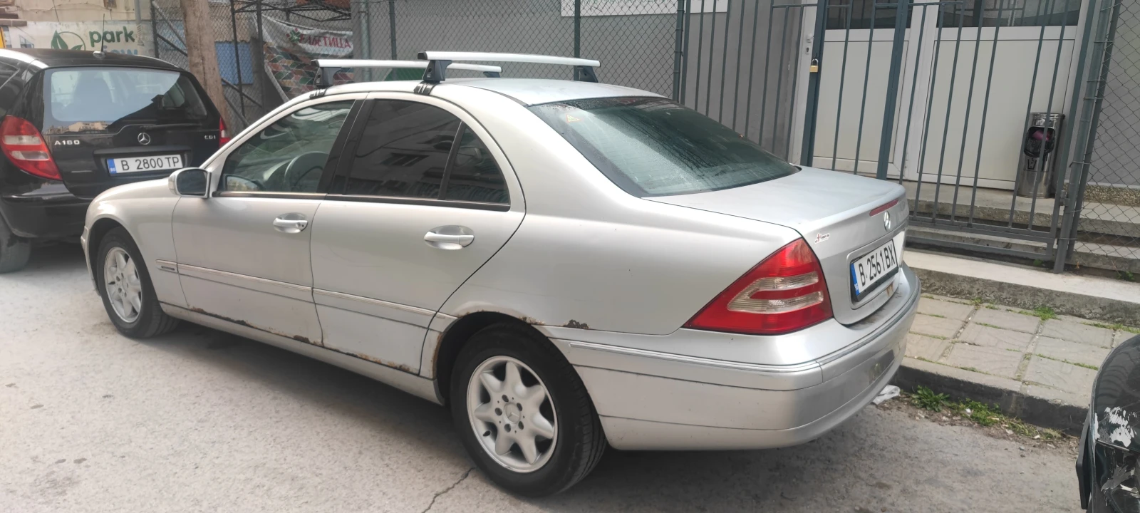 Mercedes-Benz C 180  - изображение 3