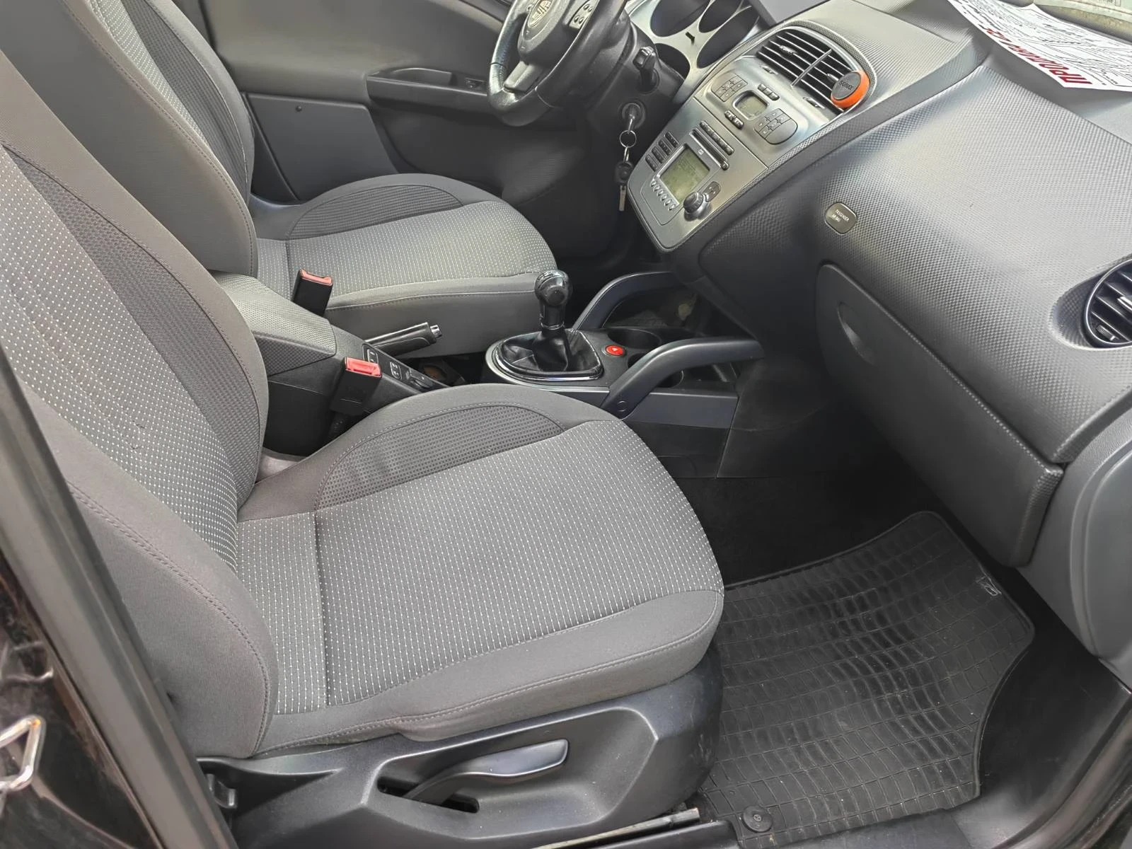 Seat Altea XL 1.9 TDi - изображение 10