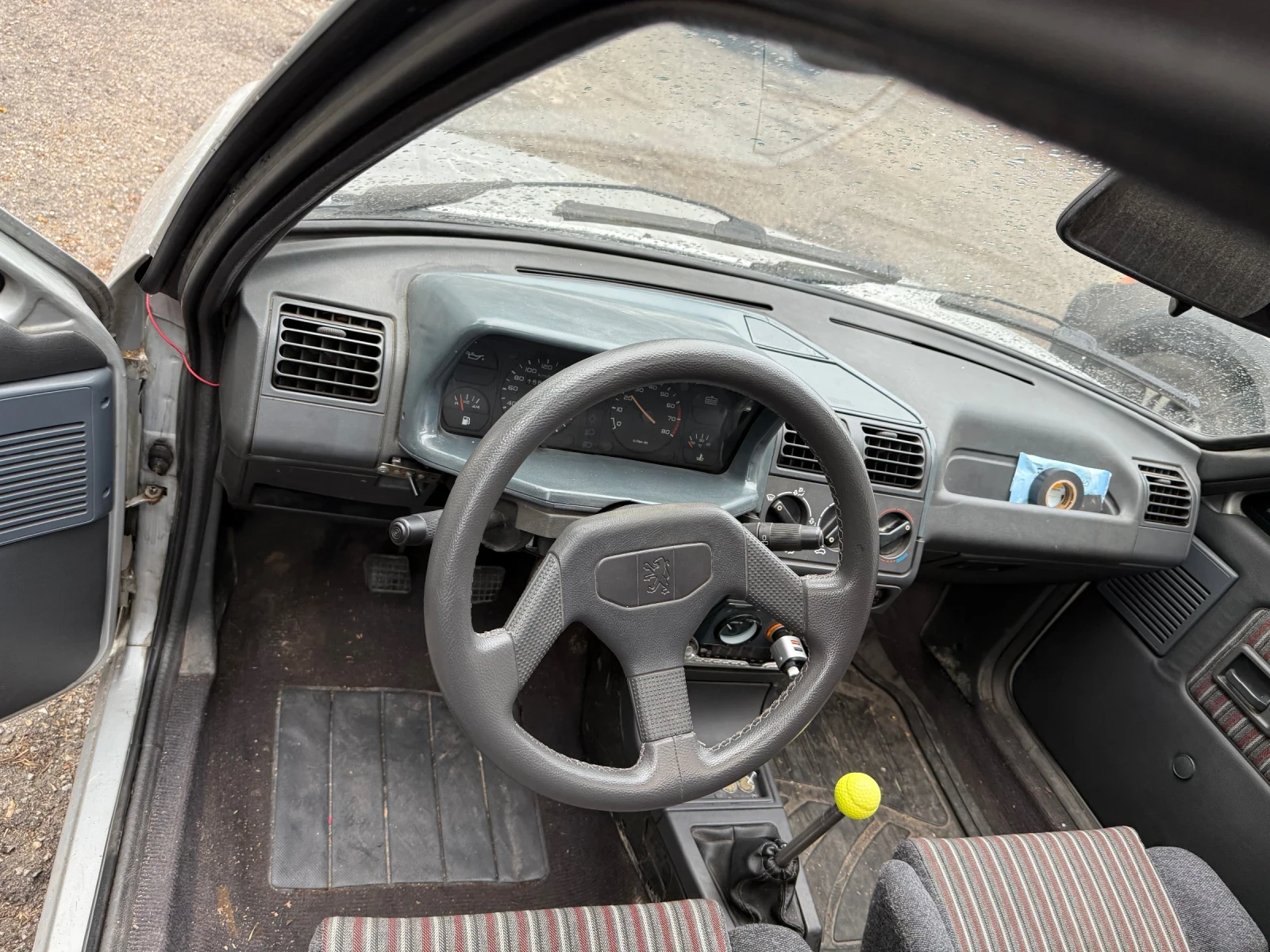 Peugeot 205 1.4i - изображение 5