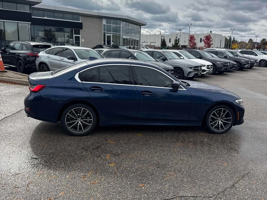 BMW 330 * xDrive * CARFAX * БЕЗ ПЪРВОНАЧАЛНА ВНОСКА - изображение 3