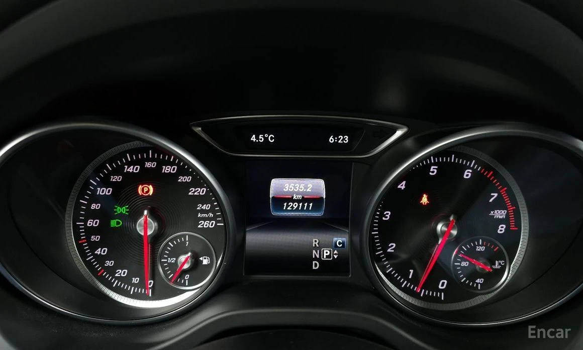 Mercedes-Benz CLA 250  - изображение 8