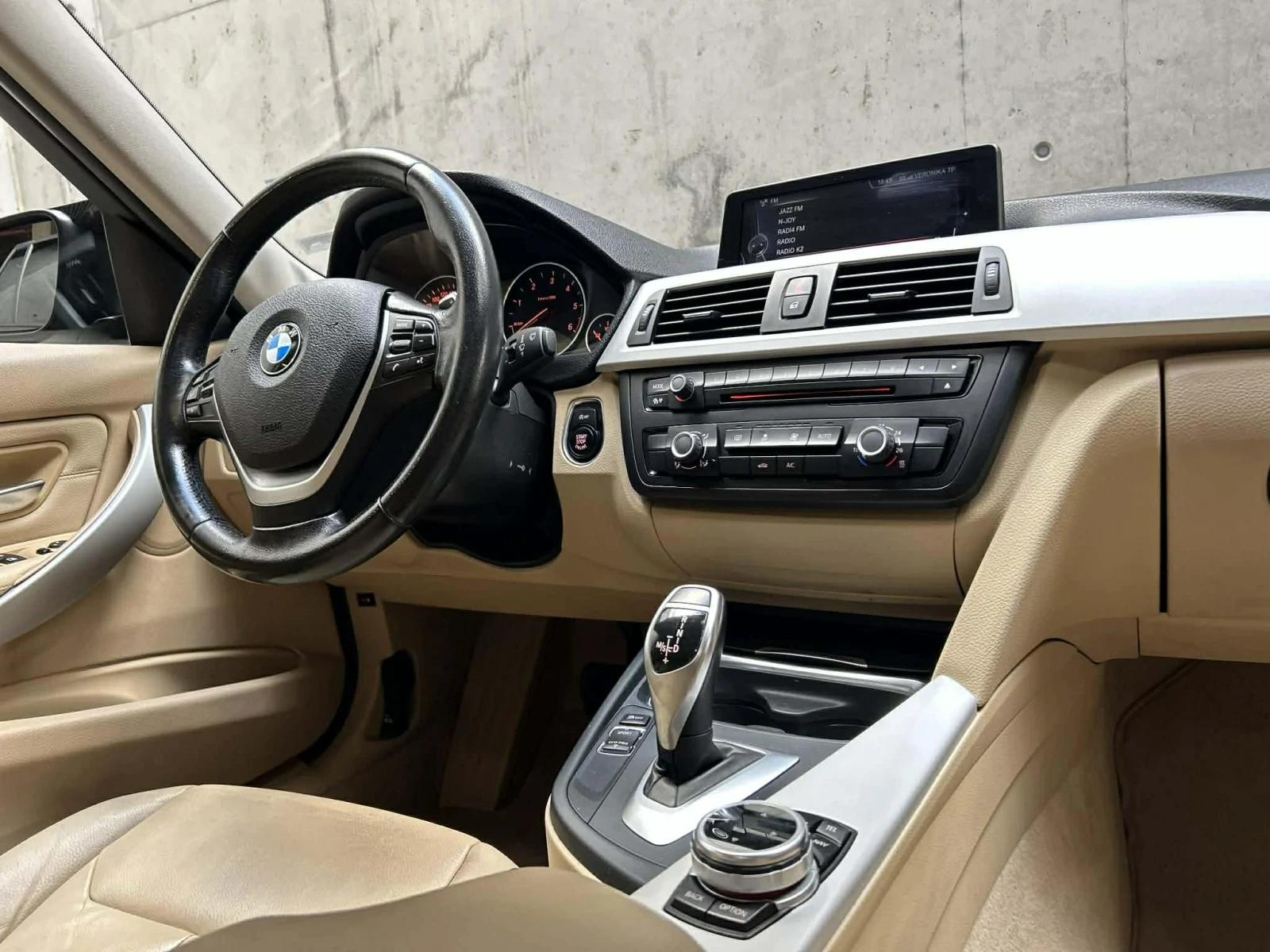 BMW 320 F31 , снимка 11 - Автомобили и джипове - 53921468