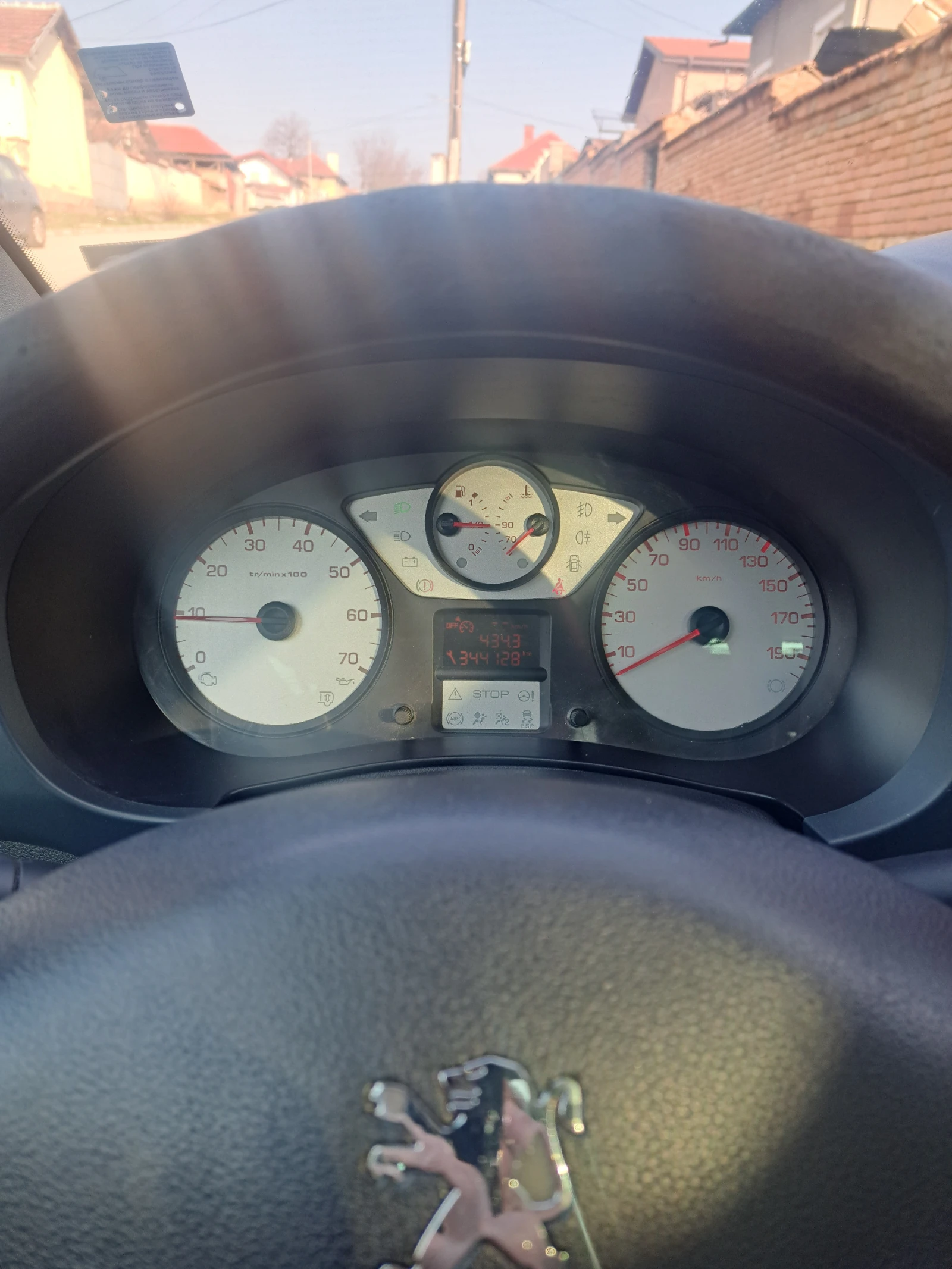 Peugeot Partner Tepee, снимка 11 - Автомобили и джипове - 53731218