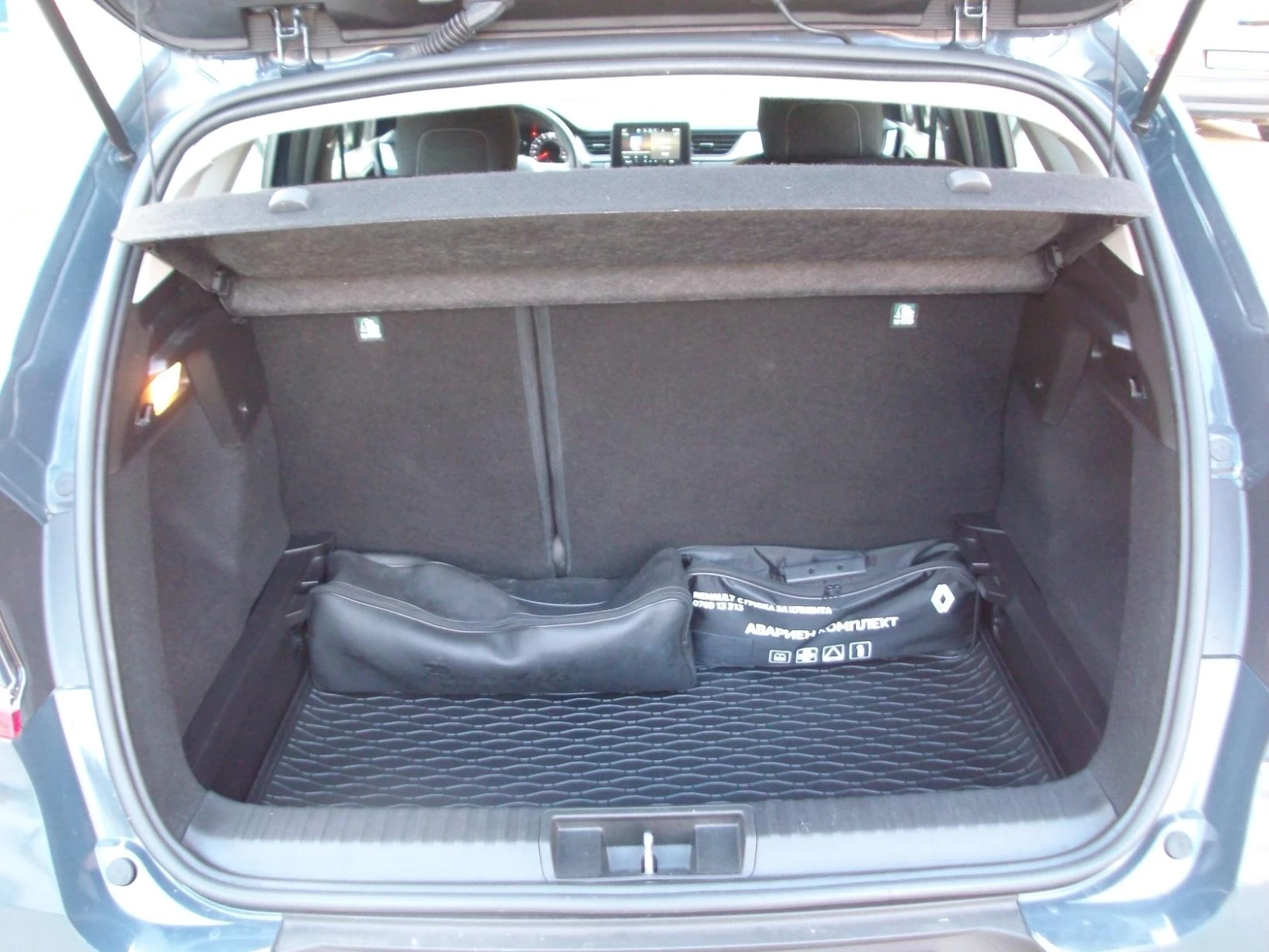 Renault Captur 1.0 TCE 100 LPG ITALIQ, снимка 12 - Автомобили и джипове - 53739275