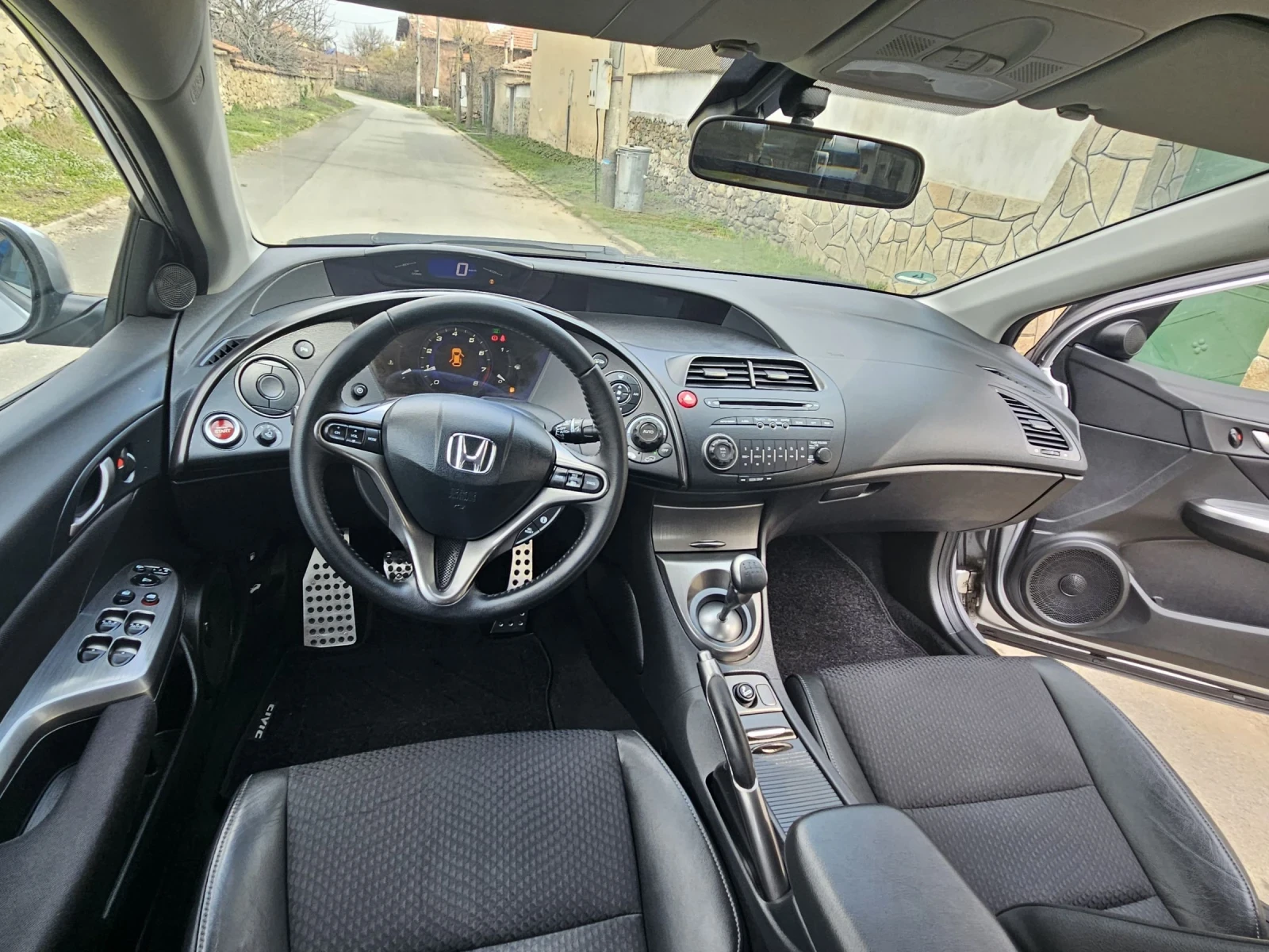 Honda Civic 1.8 Face , снимка 16 - Автомобили и джипове - 53880436