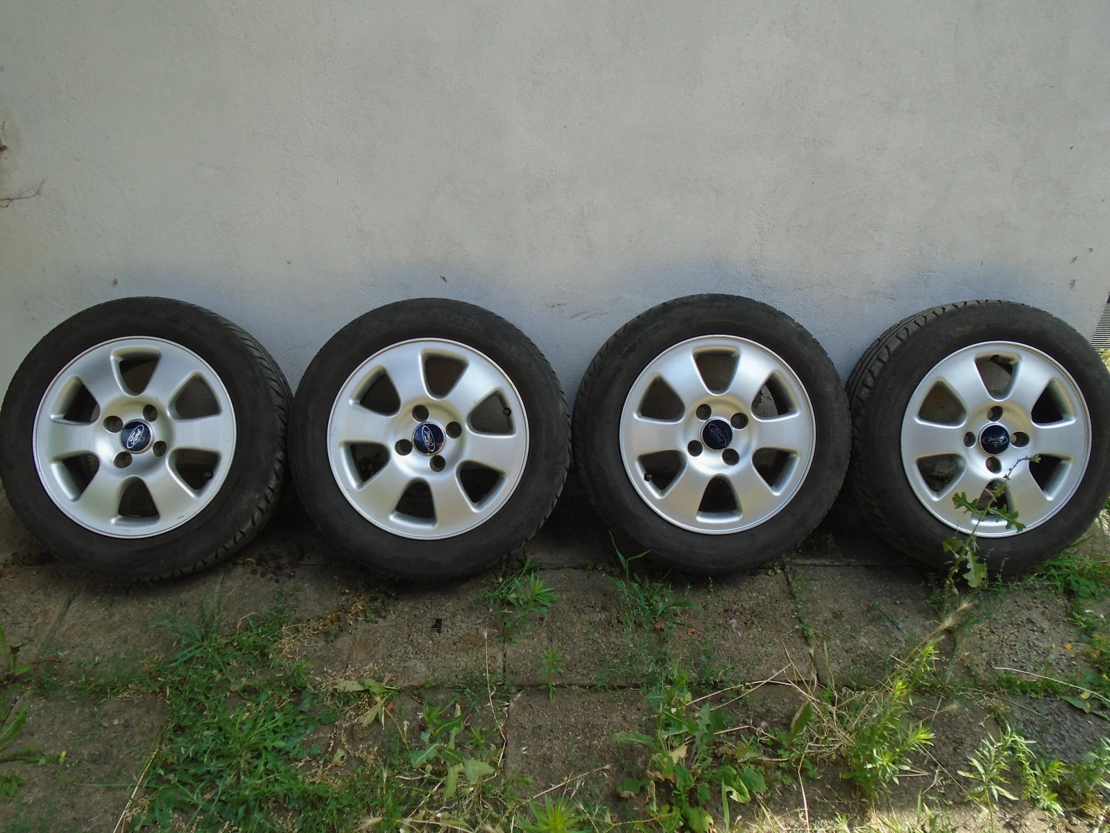 Ford Fiesta 1.4 ГАЗ, снимка 9 - Автомобили и джипове - 54176740