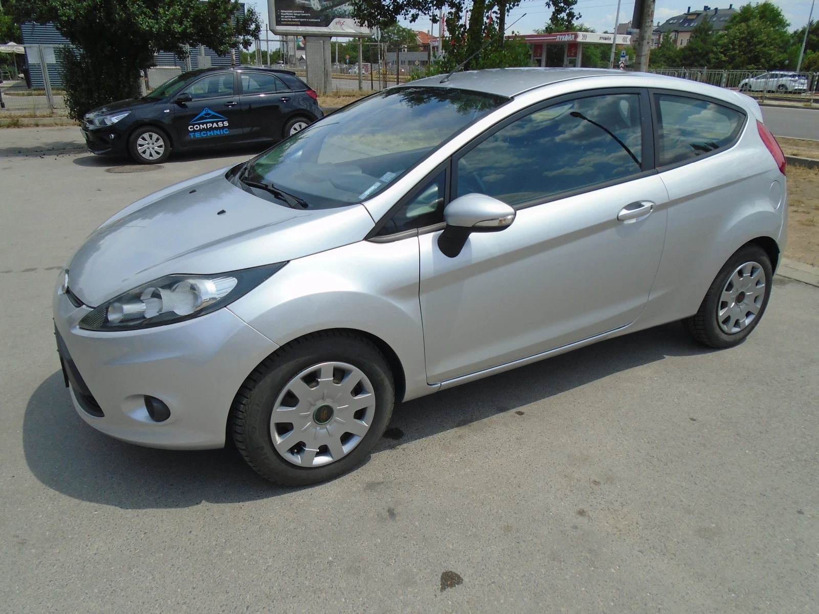 Ford Fiesta 1.4 ГАЗ, снимка 16 - Автомобили и джипове - 54176740