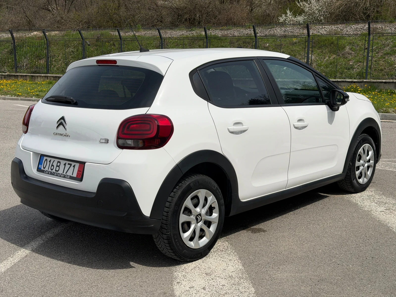 Citroen C3 1.2i, снимка 4 - Автомобили и джипове - 54200765