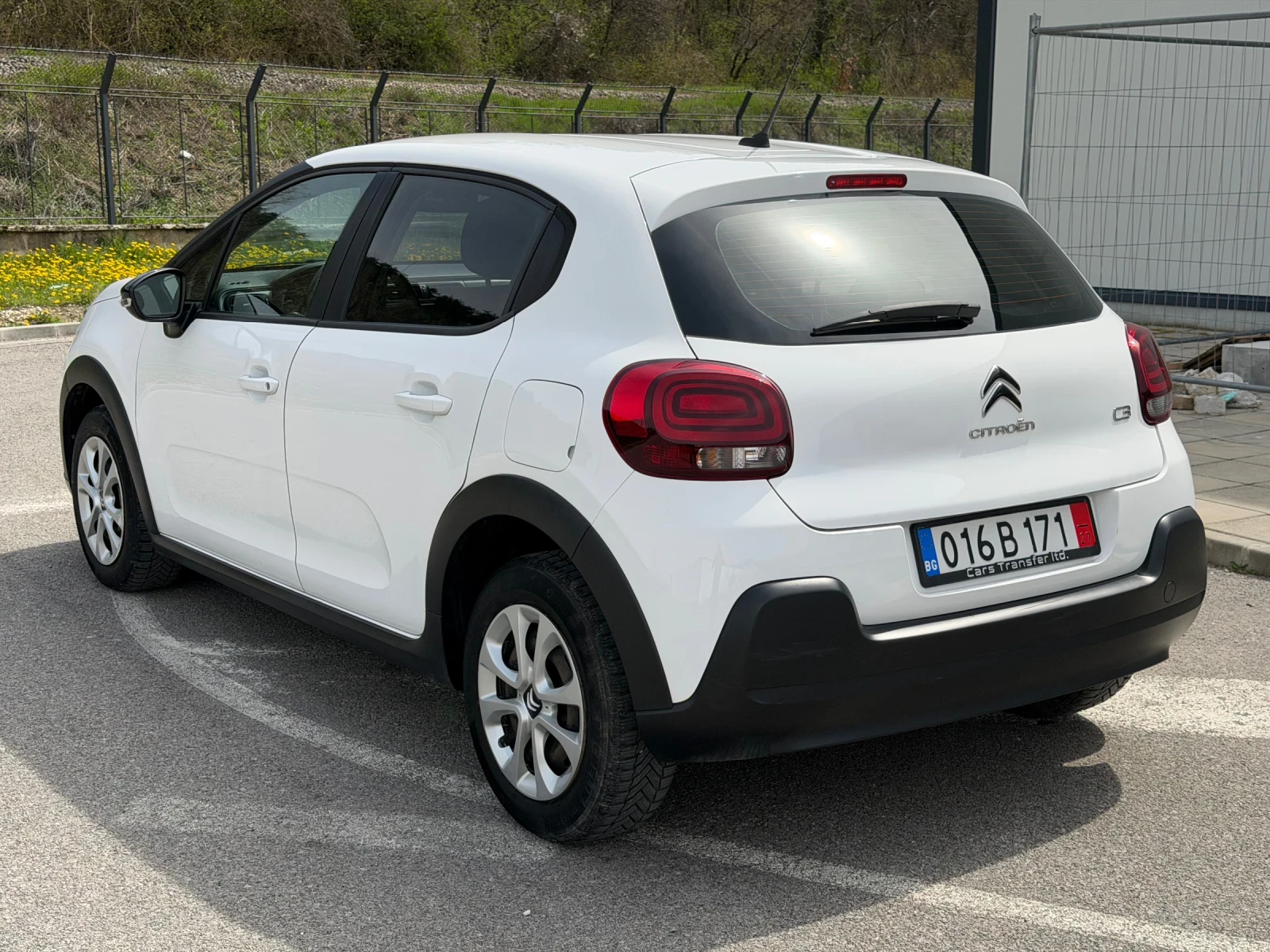 Citroen C3 1.2i, снимка 6 - Автомобили и джипове - 54200765