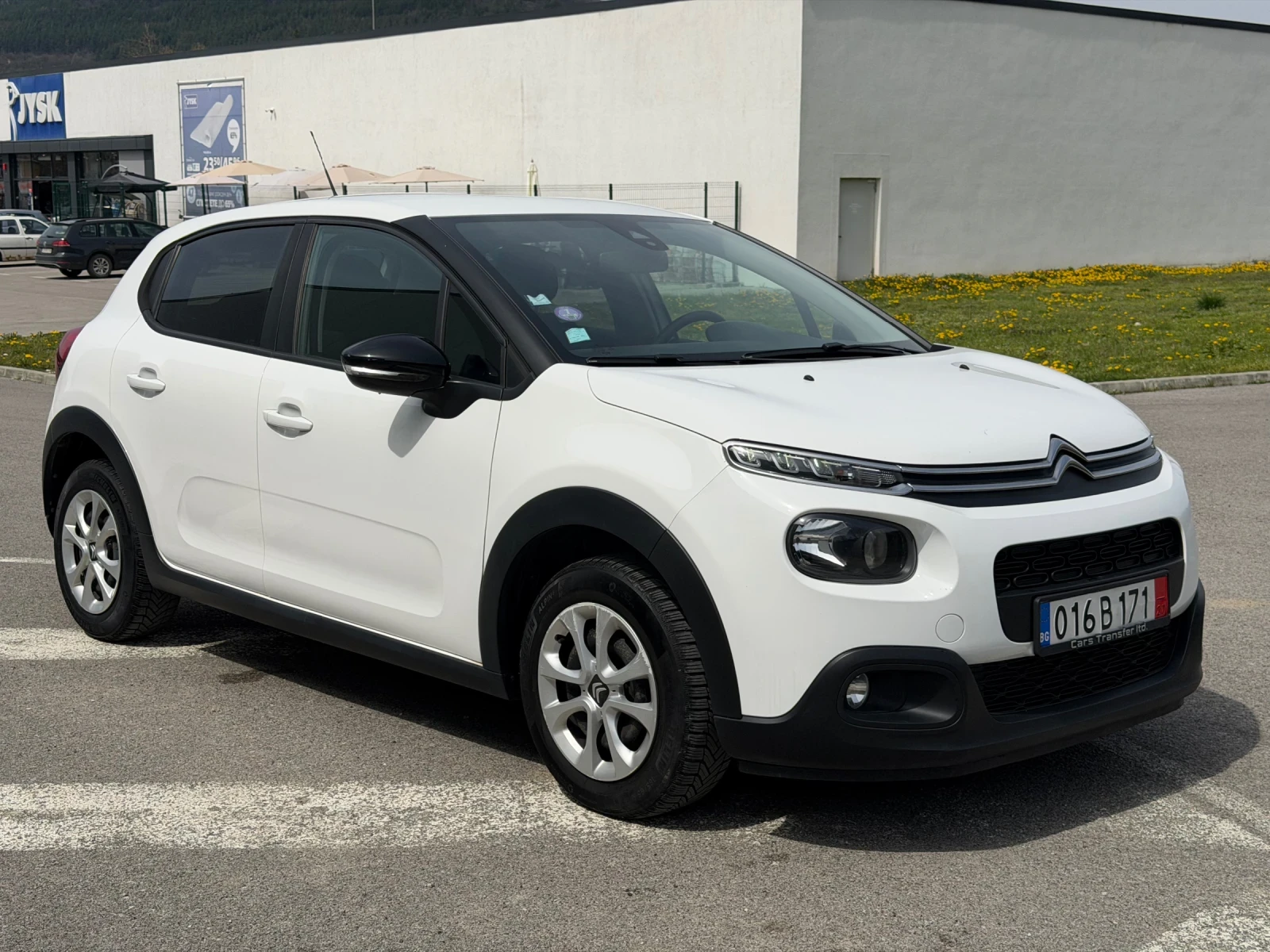 Citroen C3 1.2i, снимка 3 - Автомобили и джипове - 54200765