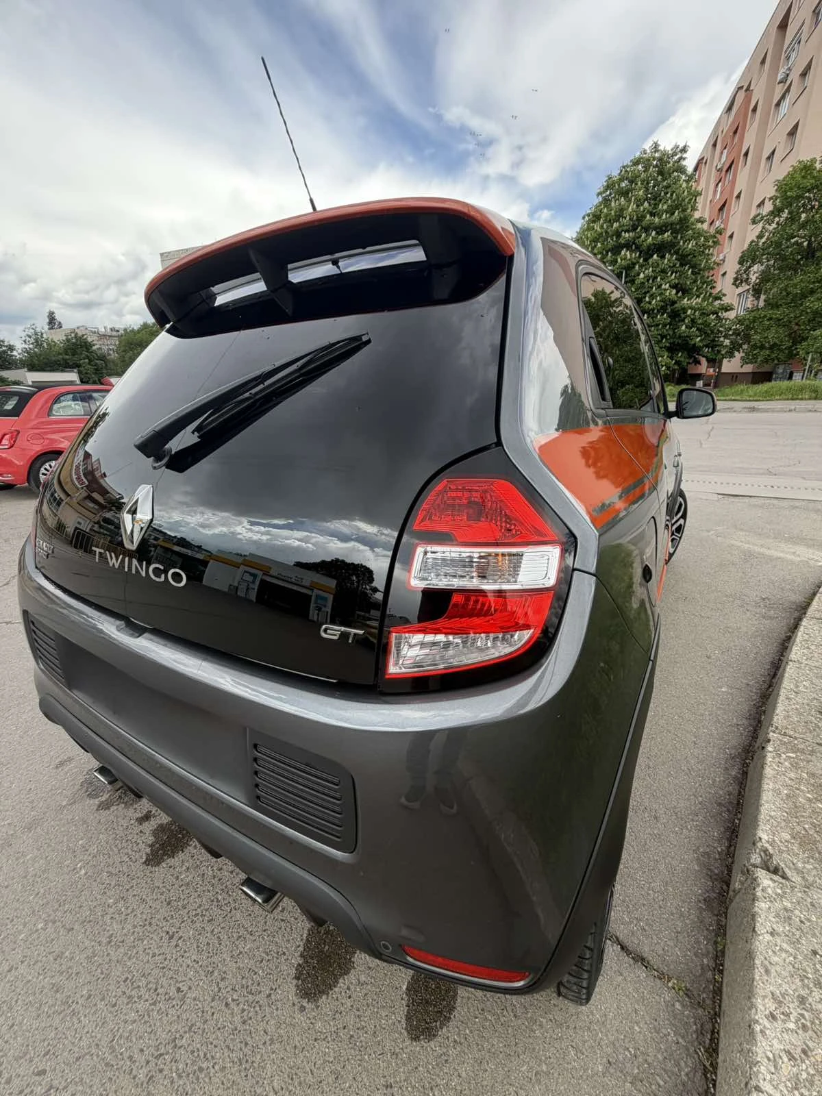 Renault Twingo GT 0.9 TCe, снимка 8 - Автомобили и джипове - 54553576