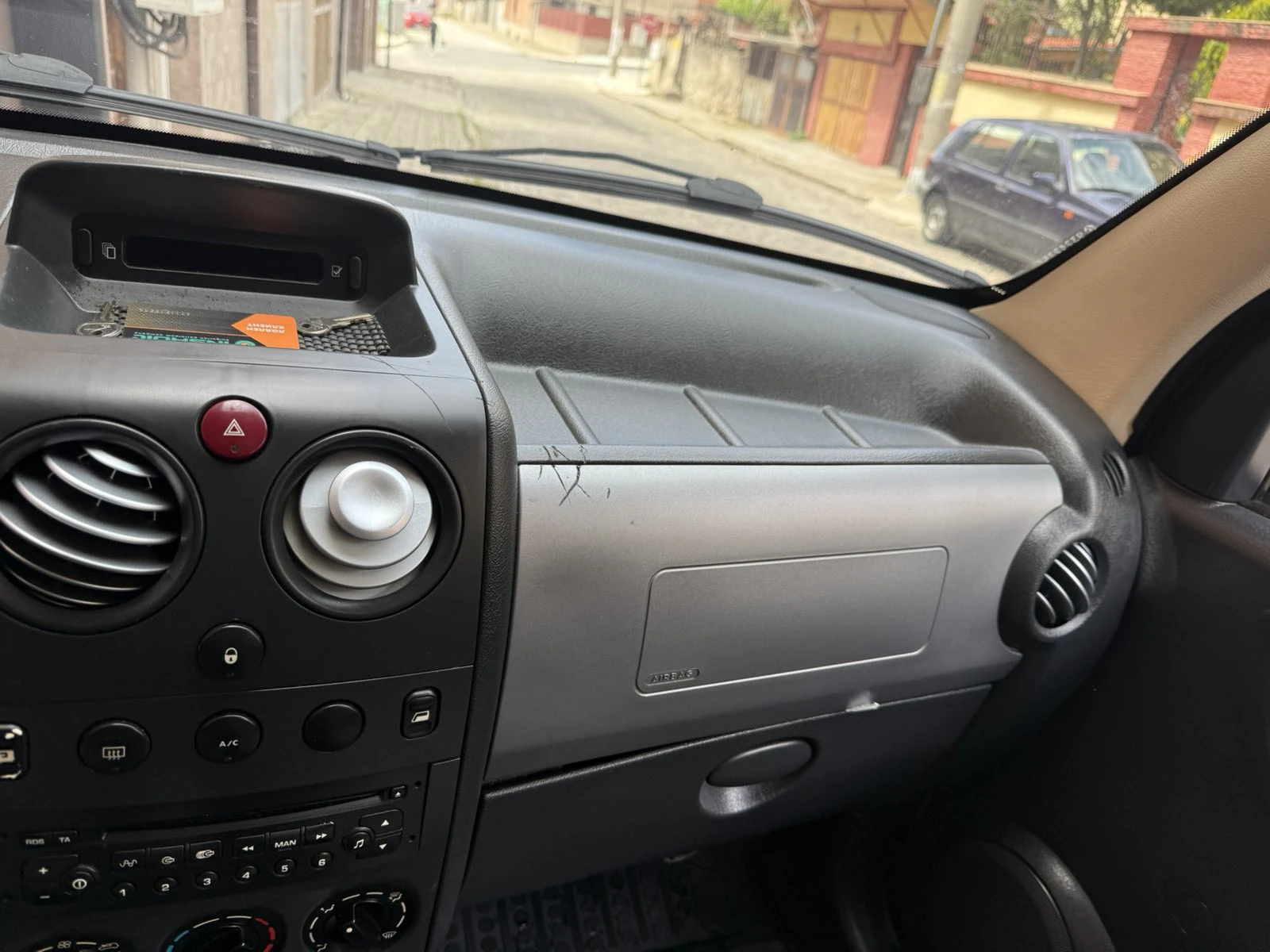 Citroen Berlingo 2.0, снимка 7 - Автомобили и джипове - 54621266