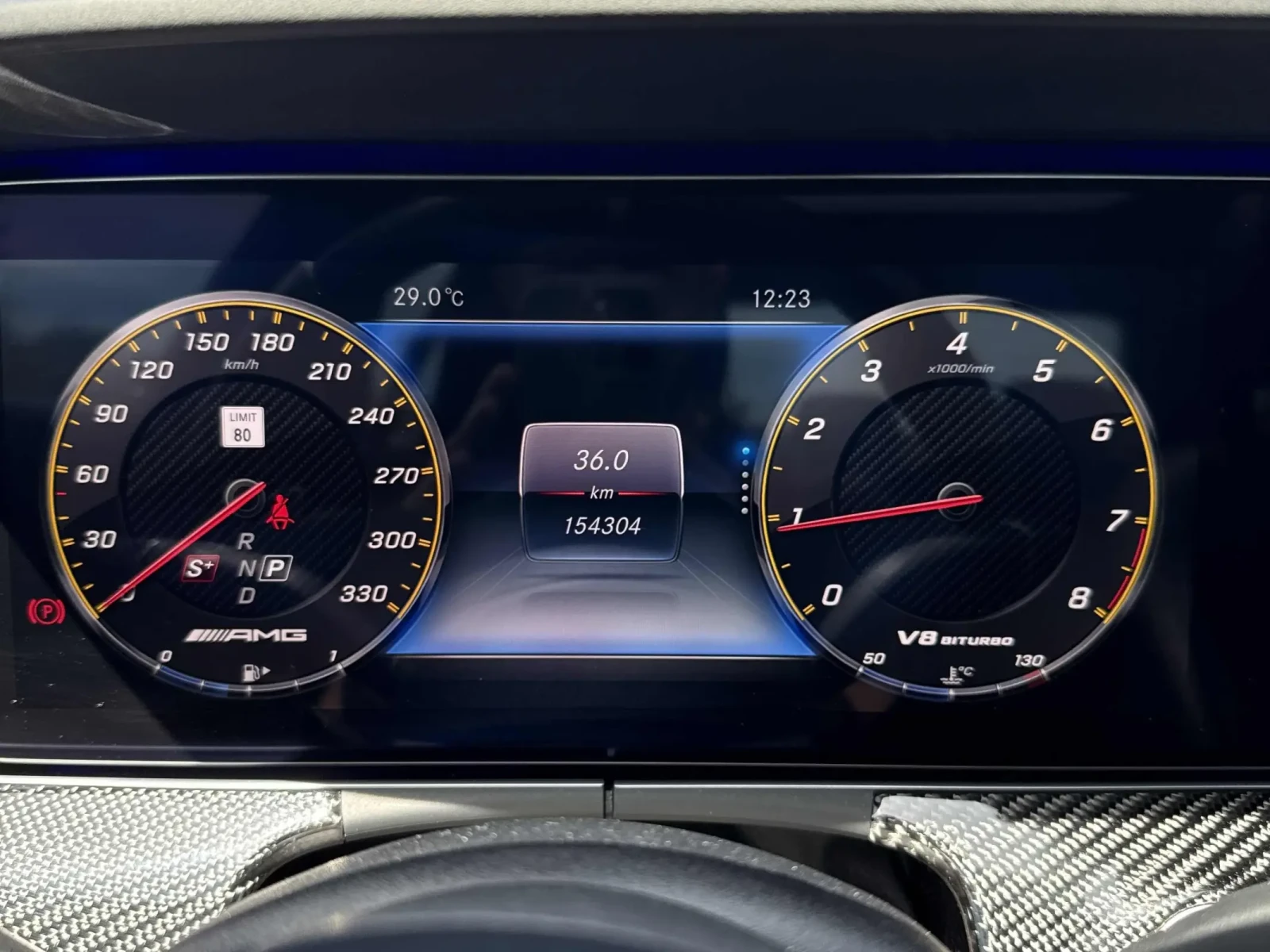 Mercedes-Benz E 63 AMG S * CARFAX * АВТО КРЕДИТ * ПРОГНОЗНА ЦЕНА ДО БГ * , снимка 14 - Автомобили и джипове - 54691671