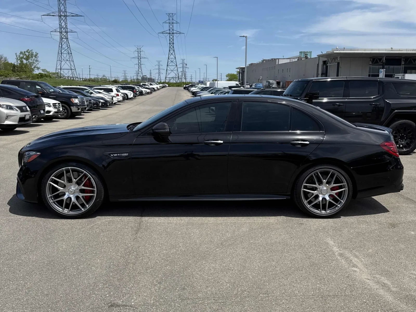 Mercedes-Benz E 63 AMG S * CARFAX * АВТО КРЕДИТ * ПРОГНОЗНА ЦЕНА ДО БГ * , снимка 3 - Автомобили и джипове - 54691671