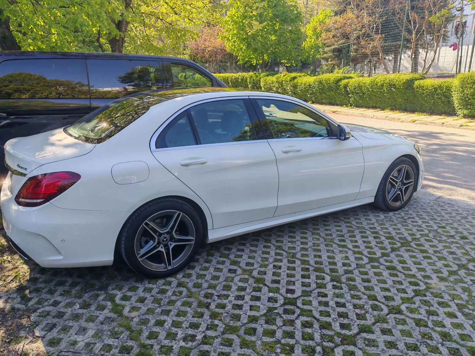 Mercedes-Benz C 200 4matic, снимка 9 - Автомобили и джипове - 54970877