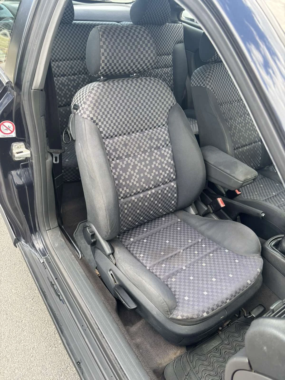 Audi A3 1.9TDi, снимка 8 - Автомобили и джипове - 55664732