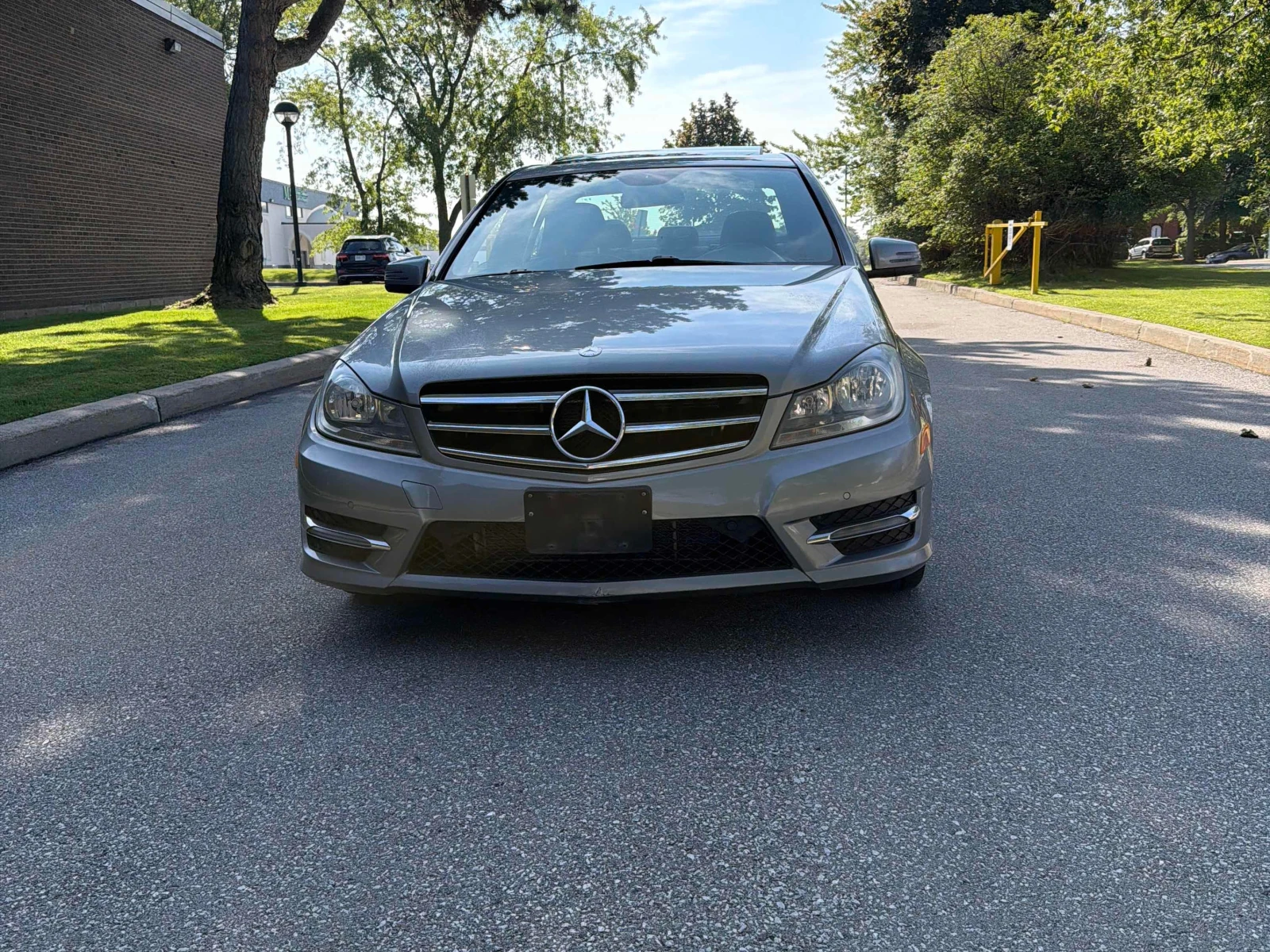 Mercedes-Benz C 300 * CARFAX * БЕЗ ПЪРВОНАЧАЛНА ВНОСКА, снимка 6 - Автомобили и джипове - 55842400