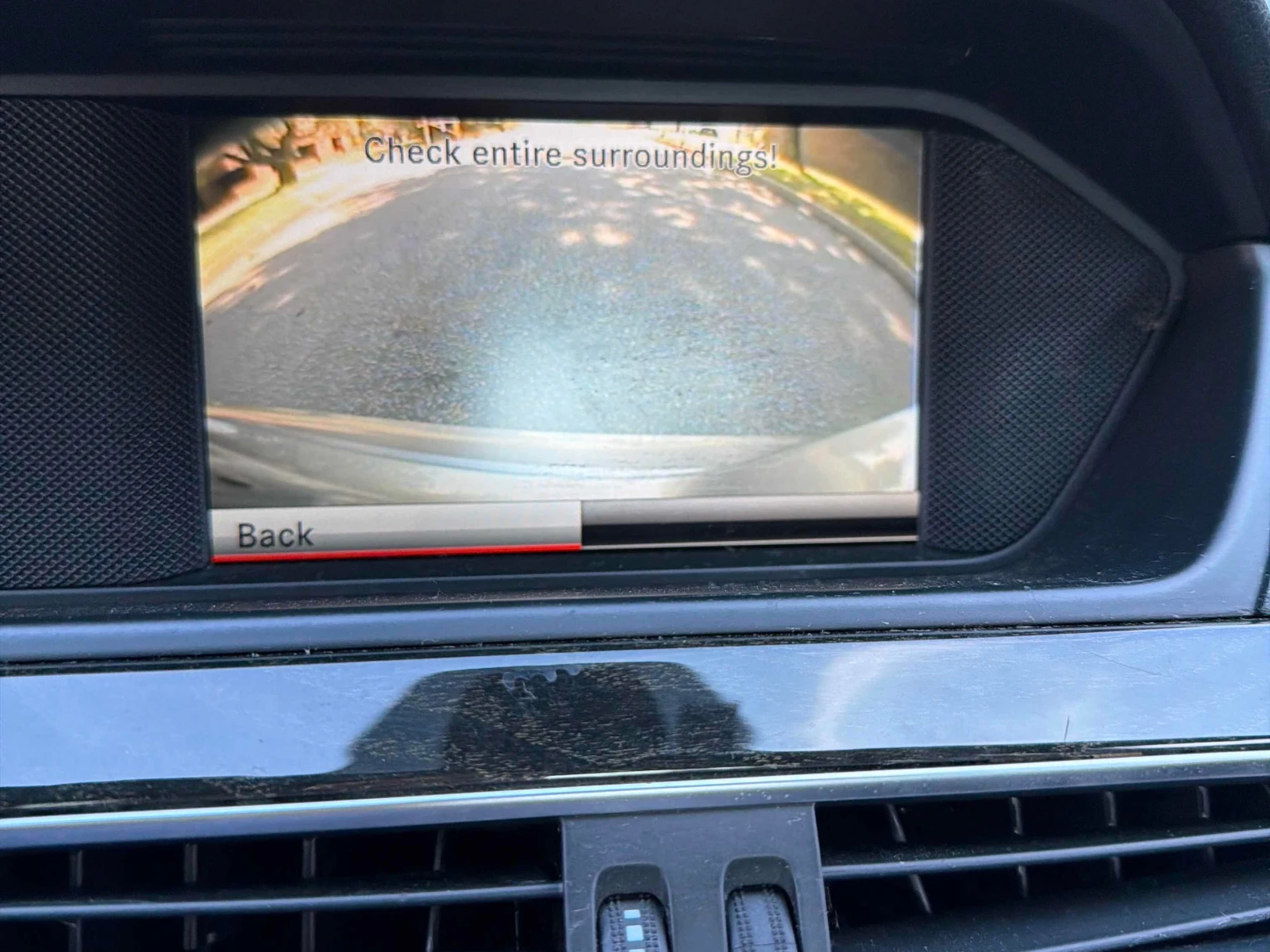 Mercedes-Benz C 300 * CARFAX * БЕЗ ПЪРВОНАЧАЛНА ВНОСКА, снимка 12 - Автомобили и джипове - 55842400