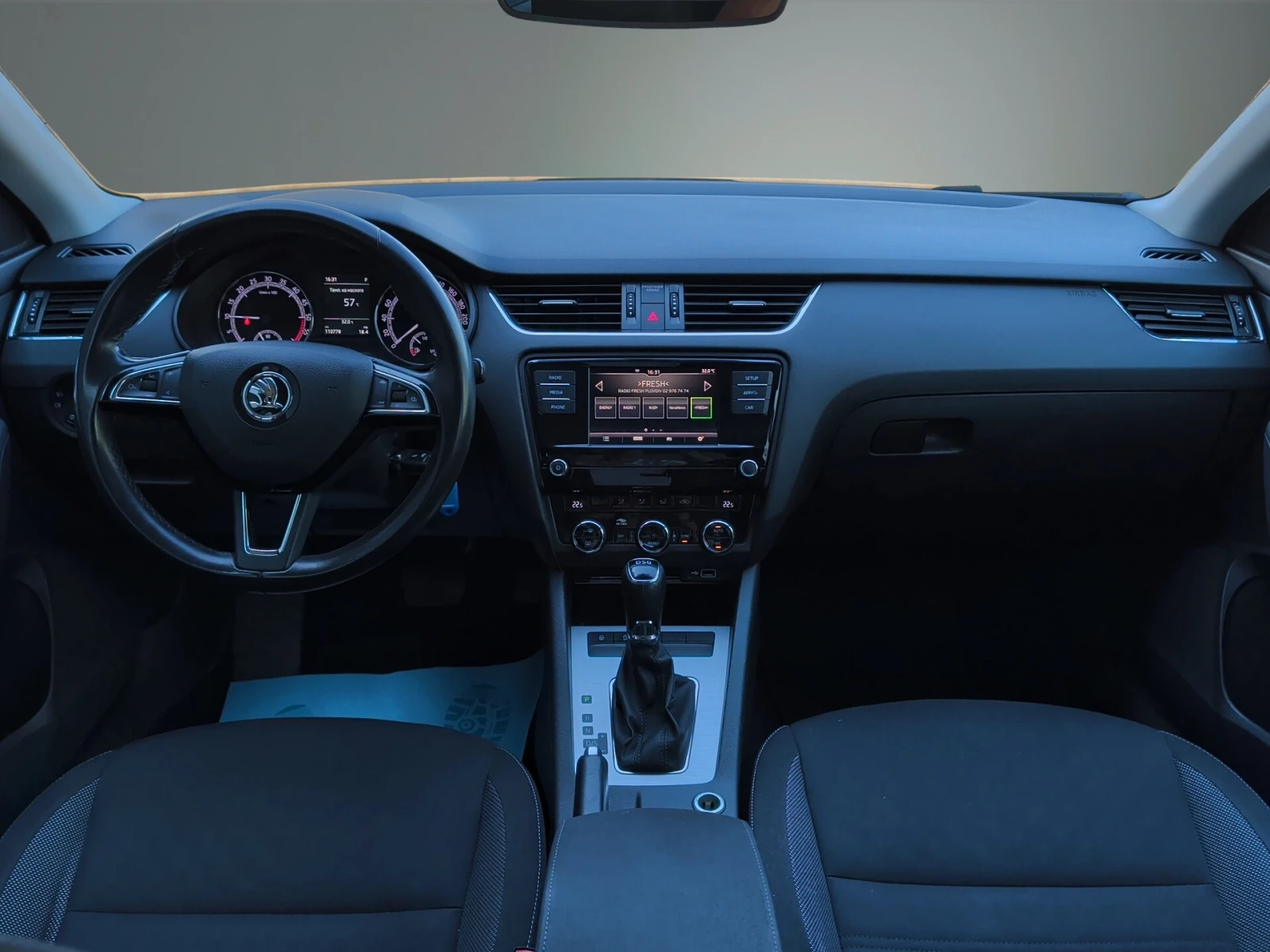 Skoda Octavia Ambition 2.0 TDI/ 150 к.с./7DSG, снимка 11 - Автомобили и джипове - 56004411