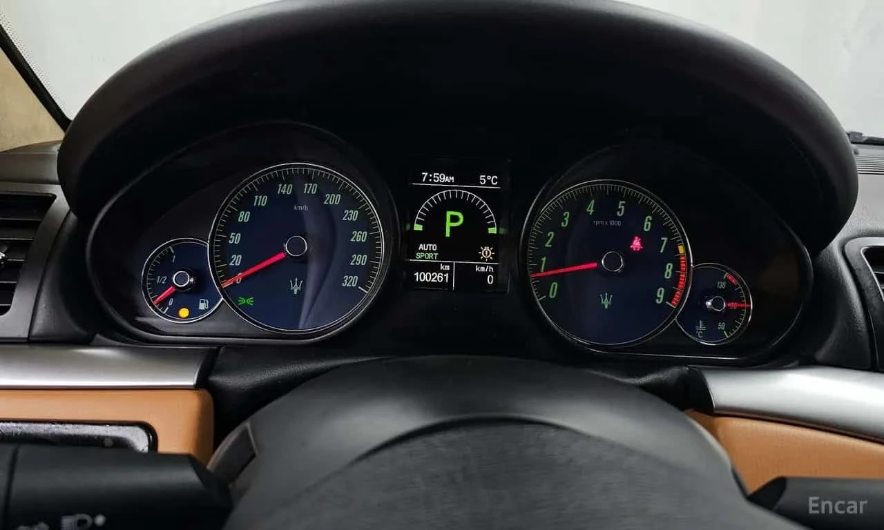 Maserati GranTurismo 4.7 Sport/ФИНАНСИРАНЕ, снимка 8 - Автомобили и джипове - 56276058