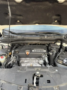 Honda Cr-v 2.2 CDTI 150 k.c., снимка 13