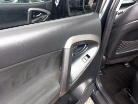 Toyota Rav4 - 7500 € / 14668.73 лв. - 23113545 11