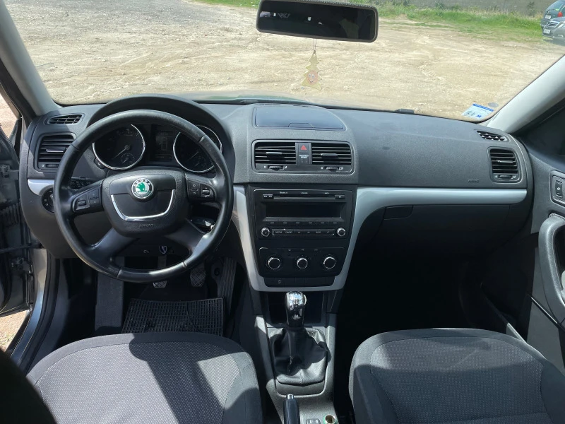 Skoda Yeti 1.2 , снимка 13 - Автомобили и джипове - 47084203