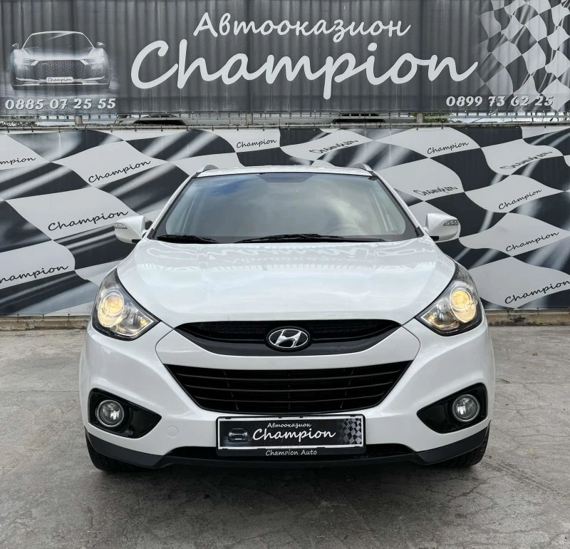 Hyundai IX35 2.0Д 4х4 Автомат, снимка 2 - Автомобили и джипове - 47609926