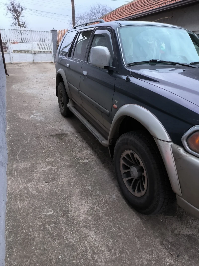 Mitsubishi Pajero sport, снимка 3 - Автомобили и джипове - 48143685