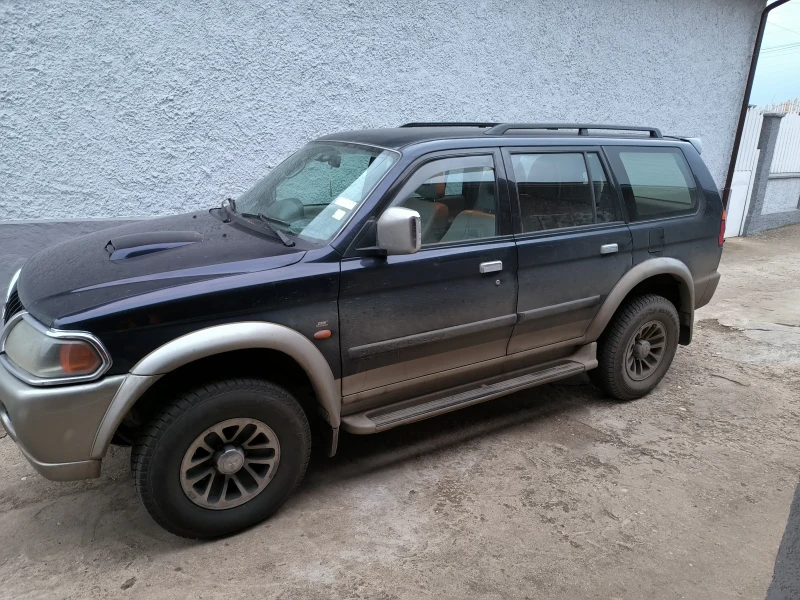 Mitsubishi Pajero sport, снимка 1 - Автомобили и джипове - 48143685