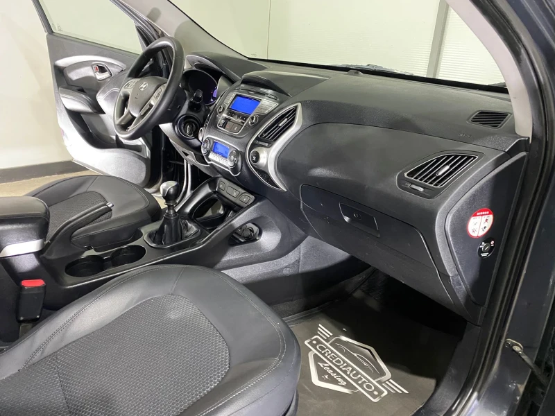 Hyundai IX35 4x4, снимка 7 - Автомобили и джипове - 51042620
