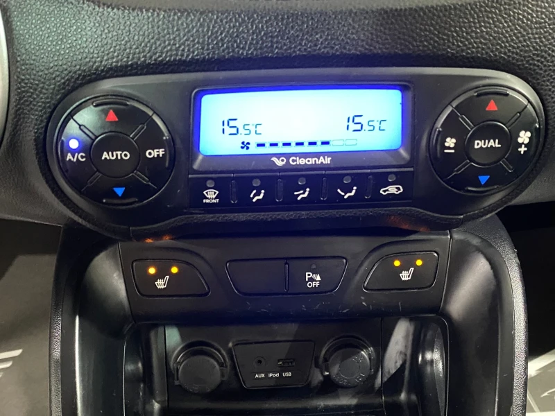 Hyundai IX35 4x4, снимка 12 - Автомобили и джипове - 51042620