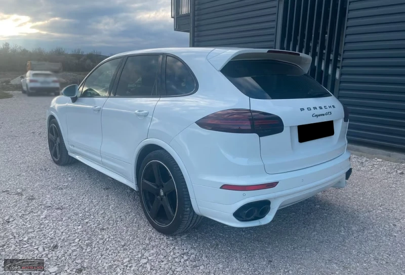 Porsche Cayenne GTS/441HP/AIR-SUSPENSION/PANO/AMBI/BI-LED/DAB/452f, снимка 4 - Автомобили и джипове - 51115030