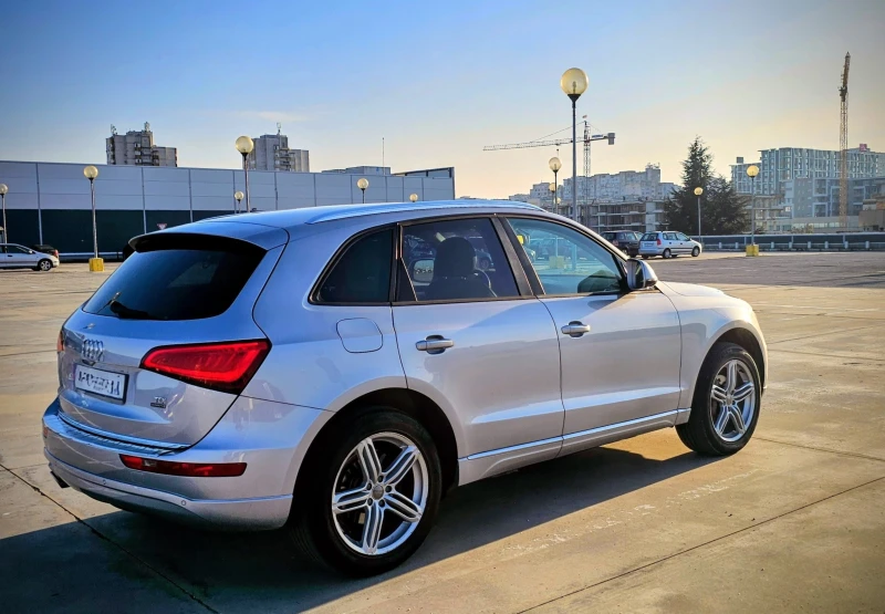 Audi Q5, снимка 3 - Автомобили и джипове - 52444295