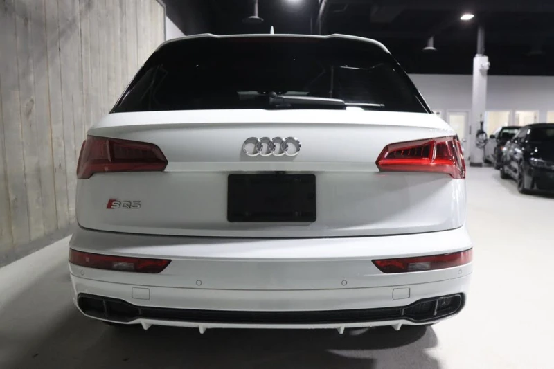 Audi SQ5 B&O* 360 CAM* ПАНОРАМА* МЪРТВА ТОЧКА* ПОДГРЕВ, снимка 5 - Автомобили и джипове - 52559449