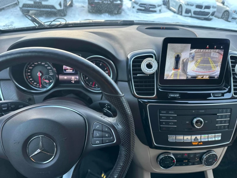 Mercedes-Benz GLE 400  CARFAX, снимка 9 - Автомобили и джипове - 53218882