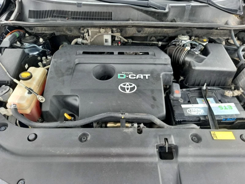 Toyota Rav4, снимка 16 - Автомобили и джипове - 53385894