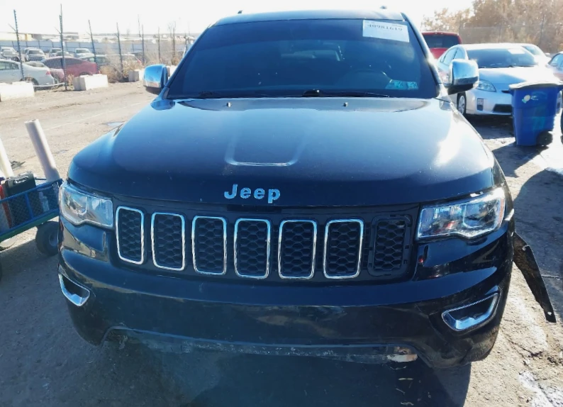 Jeep Grand cherokee LIMITED* 3.6* Обдух* 8ZF* Подгрев* М.точка* Пано* , снимка 1 - Автомобили и джипове - 48737765