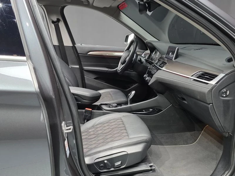 BMW X1 xDrive 20i Advantage| 192к.с.| ВКЛ.ТЕХНОТЕСТ, снимка 10 - Автомобили и джипове - 55650671
