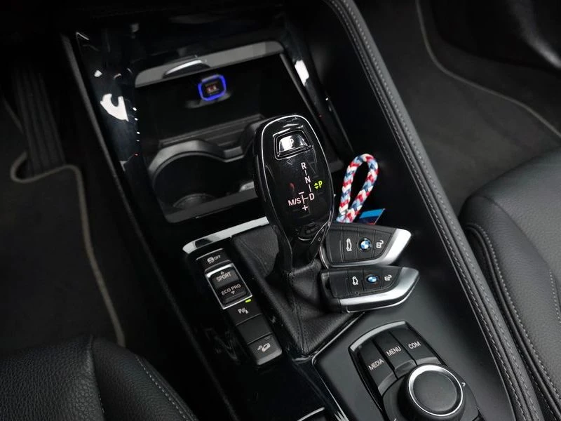 BMW X1 xDrive 20i Advantage| 192к.с.| ВКЛ.ТЕХНОТЕСТ, снимка 8 - Автомобили и джипове - 55650671