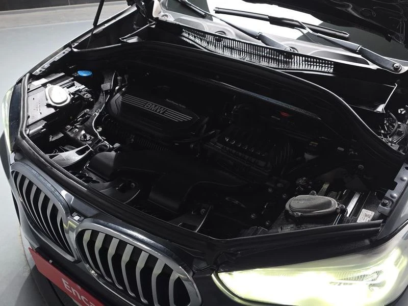 BMW X1 xDrive 20i Advantage| 192к.с.| ВКЛ.ТЕХНОТЕСТ, снимка 5 - Автомобили и джипове - 55650671