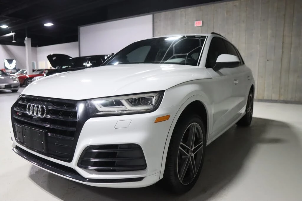 Audi SQ5 B&O* 360 CAM* ПАНОРАМА* МЪРТВА ТОЧКА* ПОДГРЕВ, снимка 1