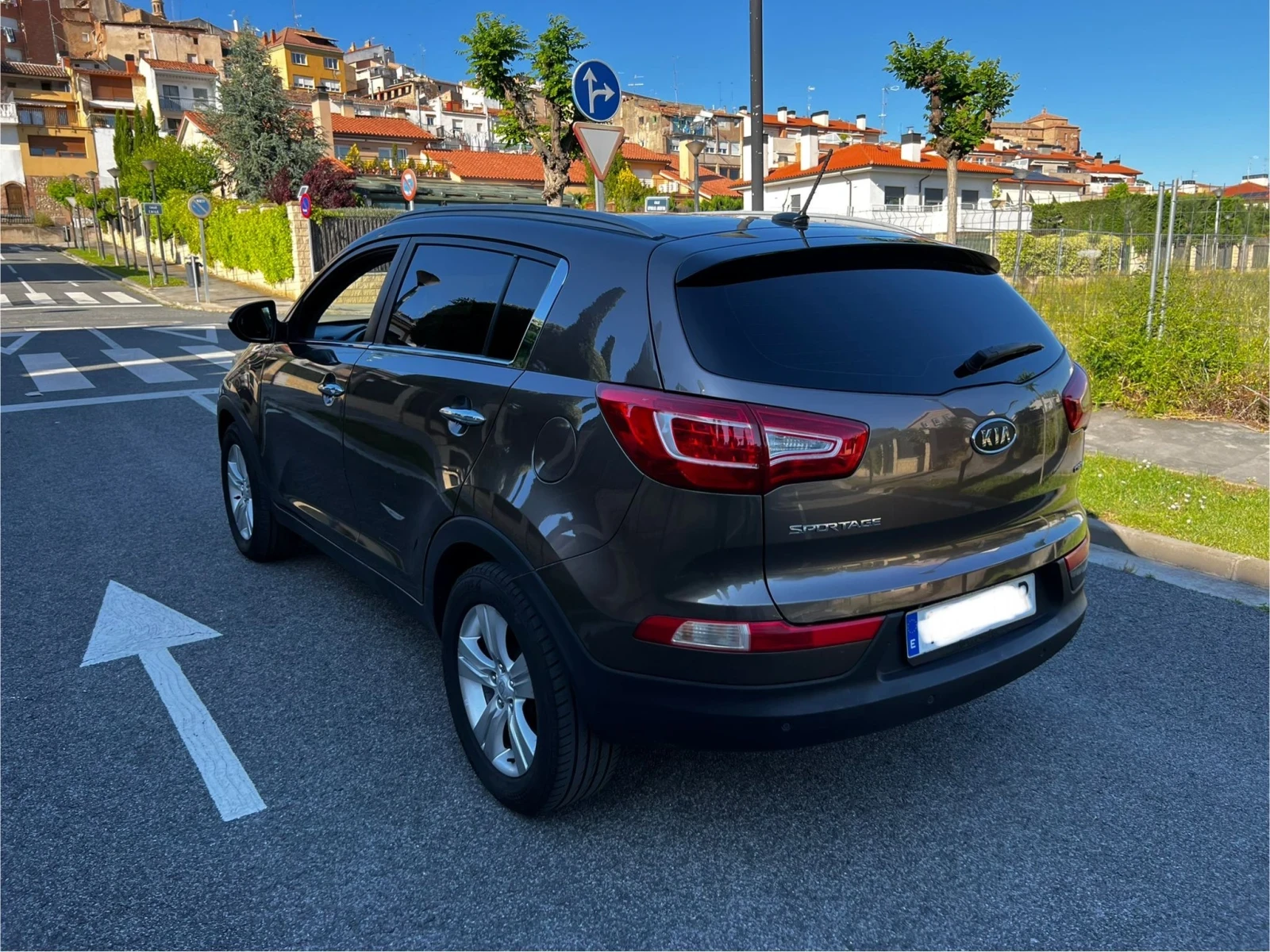 Kia Sportage 2.0 136 4х4 панорама - изображение 3