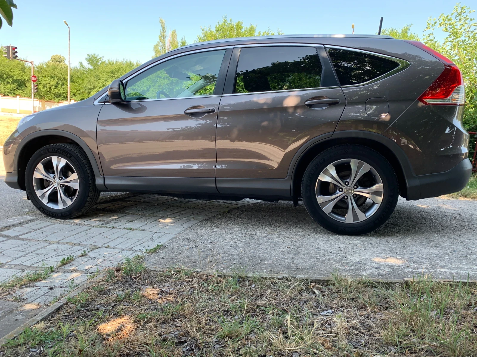 Honda Cr-v 2.0-4x4-ALCANTARA-КАМЕРА-1Г-Гаранция! - изображение 2