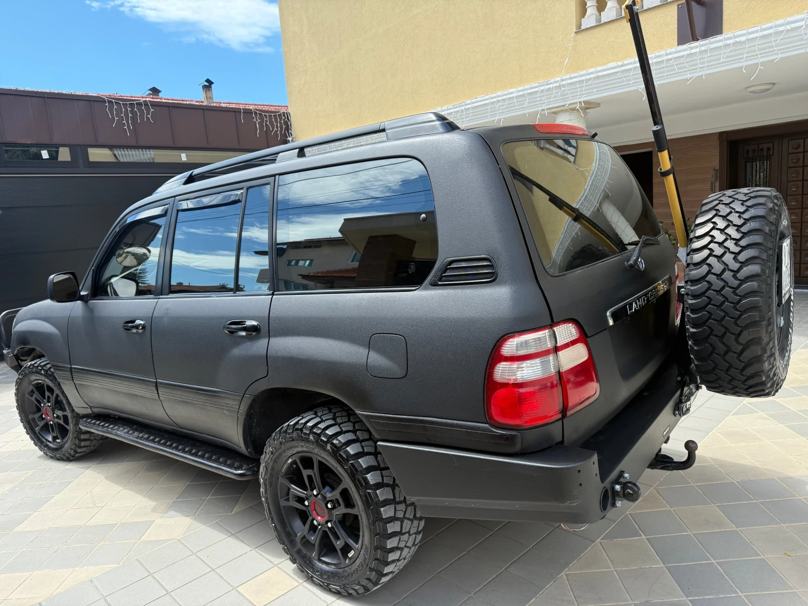 Toyota Land cruiser J100, снимка 12 - Автомобили и джипове - 53265604