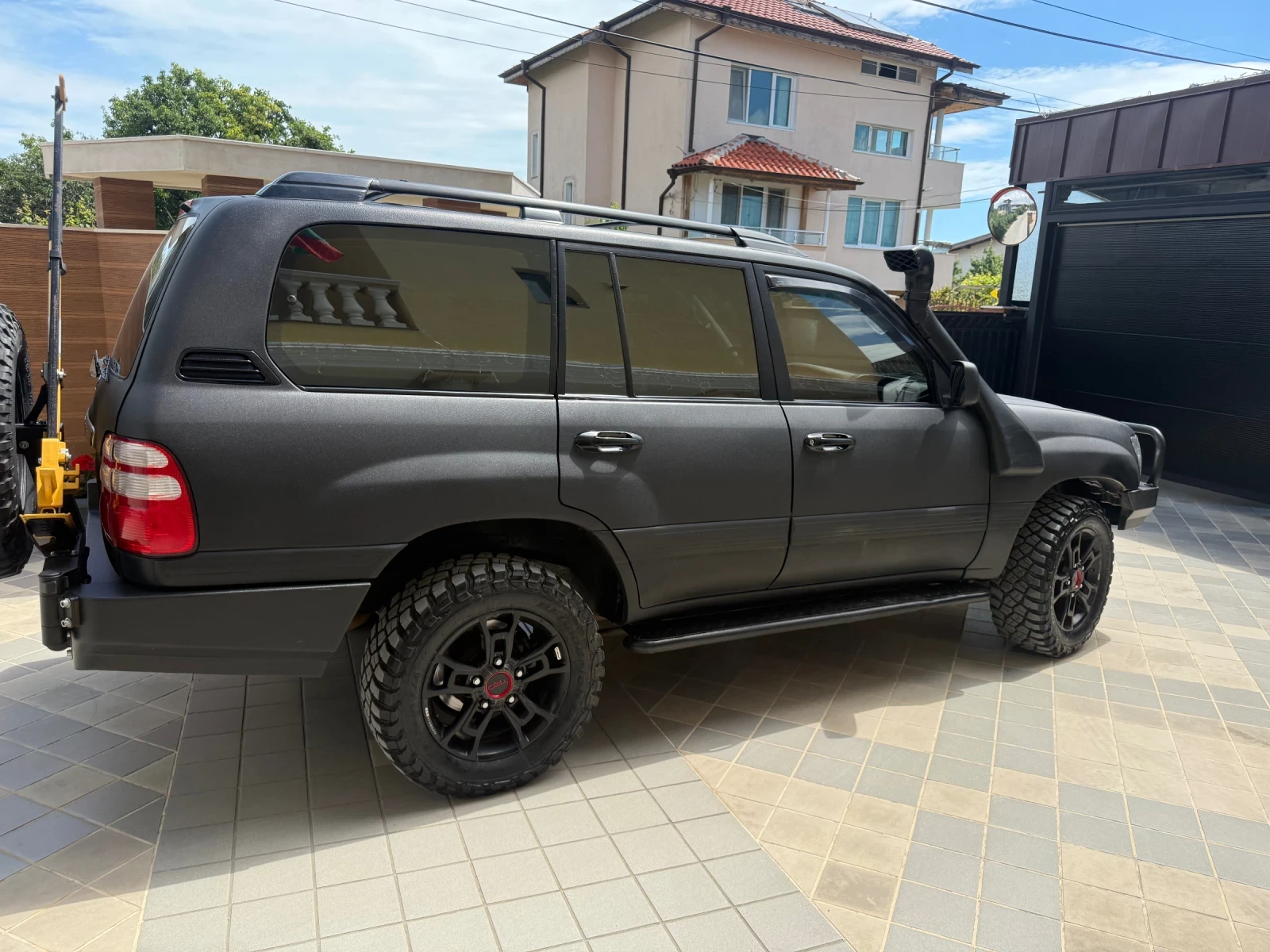 Toyota Land cruiser J100, снимка 14 - Автомобили и джипове - 53265604